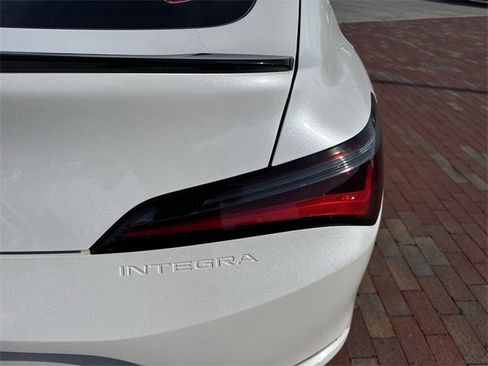 Used 2023 Acura Integra A-Spec image 11