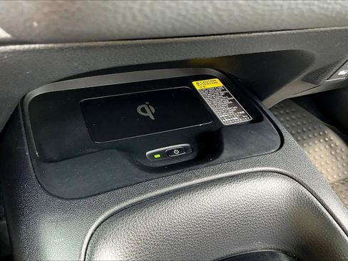 Used 2024 Toyota Corolla SE w/ SE Premium Package image 32