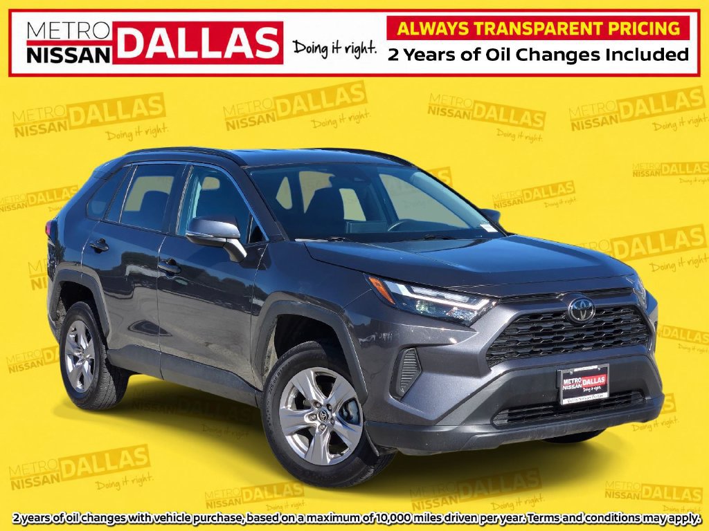 Used 2025 Toyota RAV4 XLE FWD image 1