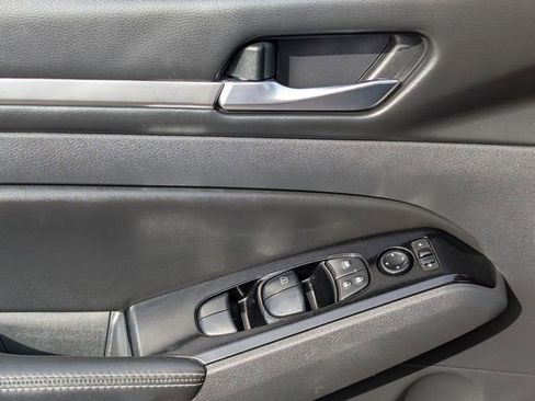 Used 2023 Nissan Altima 2.5 SV image 21