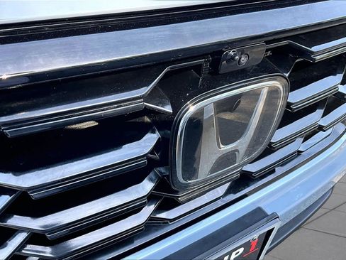 Used 2025 Honda Pilot Black Edition image 29