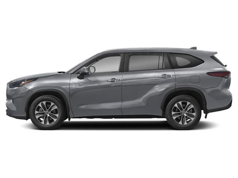 New 2025 Toyota Highlander XLE image 3