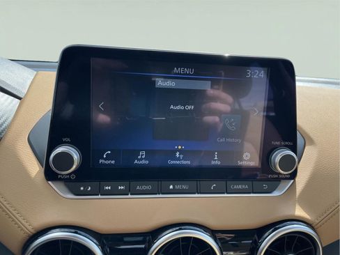 Used 2024 Nissan Sentra SV w/ SV Premium Package image 25