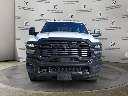 New 2026 RAM 2500 Tradesman AWD/4WD image 8