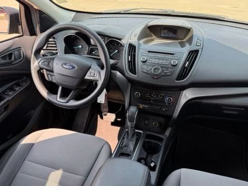 Used 2018 Ford Escape S FWD image 27