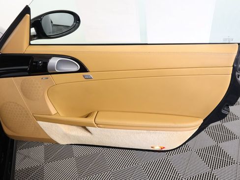 Used 2007 Porsche Boxster S RWD image 12