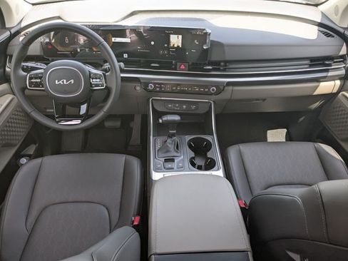 New 2026 Kia Carnival FWD image 14