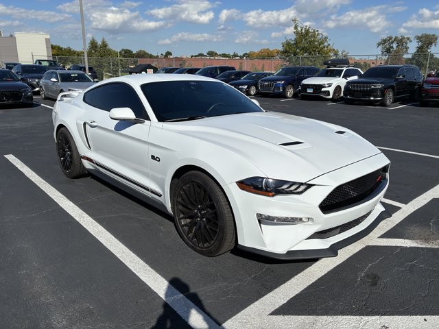 Used 2022 Ford Mustang GT Premium w/ California Special Package RWD image 3