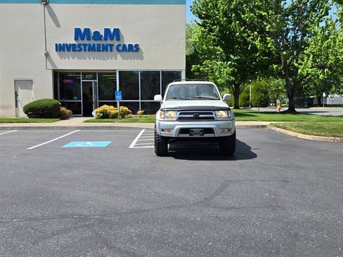 Used 2000 Toyota 4Runner Limited AWD/4WD image 52
