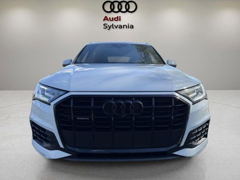 Used 2021 Audi Q7 3.0T Premium Plus w/ Premium Plus Package AWD/4WD image 2