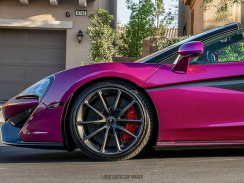 Used 2018 McLaren 570S Spider RWD image 4