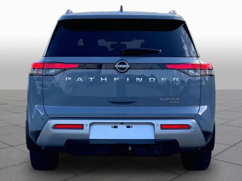 Used 2022 Nissan Pathfinder Platinum AWD/4WD image 5