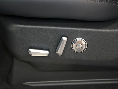 New 2025 Lincoln Navigator Reserve w/ Jet Appearance Package image 23