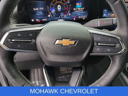 Certified 2024 Chevrolet Traverse LT w/ Trailering Package AWD/4WD image 11
