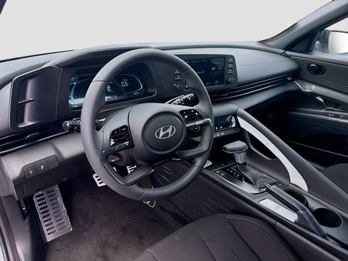 New 2026 Hyundai Elantra Sport FWD image 7