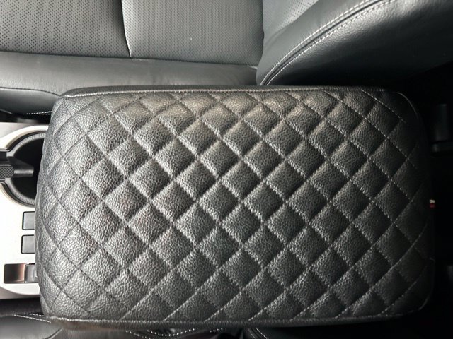 Used 2022 Toyota 4Runner Limited AWD/4WD image 32