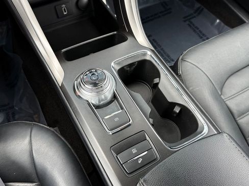 Used 2018 Ford Fusion SE w/ Equipment Group 602A FWD image 36