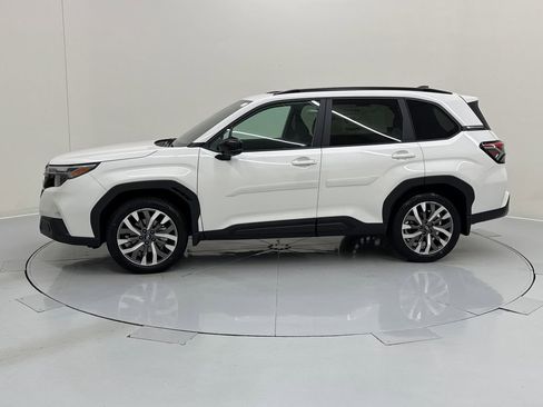 New 2026 Subaru Forester Touring AWD/4WD image 3