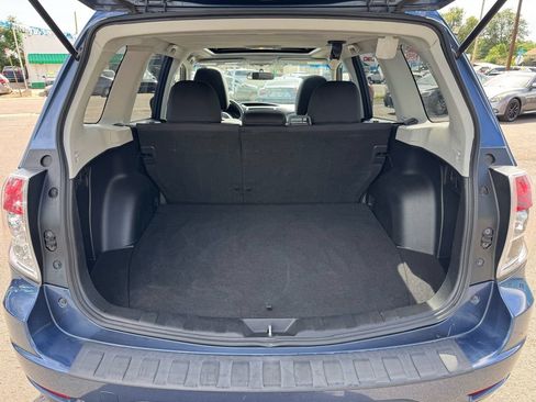 Used 2011 Subaru Forester 2.5X Premium w/ All-Weather Pkg AWD/4WD image 11