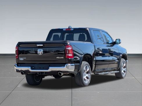 Used 2022 RAM 1500 Laramie AWD/4WD image 5