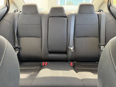 Used 2025 Nissan Altima 2.5 SV FWD image 37