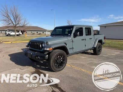 Used 2024 Jeep Gladiator Sport