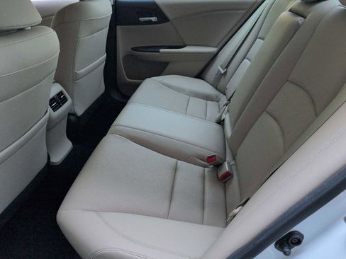 Used 2015 Honda Accord EX-L image 19