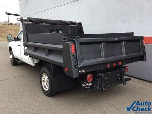 Used 2013 GMC Sierra 3500 W/T w/ Snow Plow Prep Package image 17