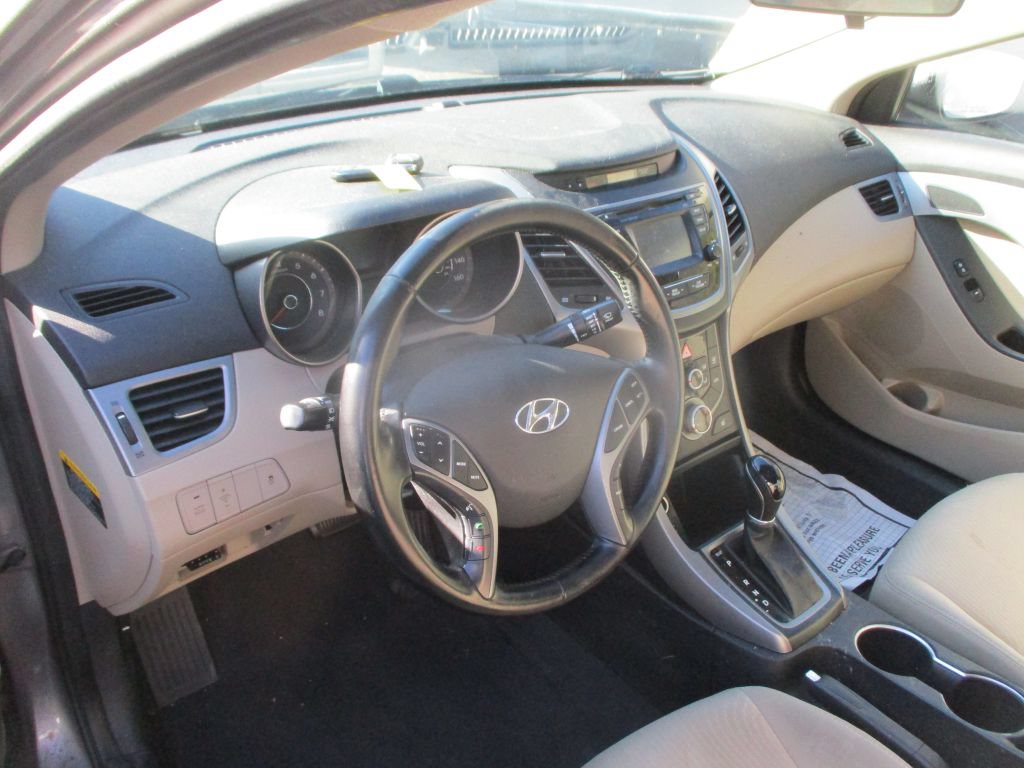 Used 2016 Hyundai Elantra Value Edition FWD image 13