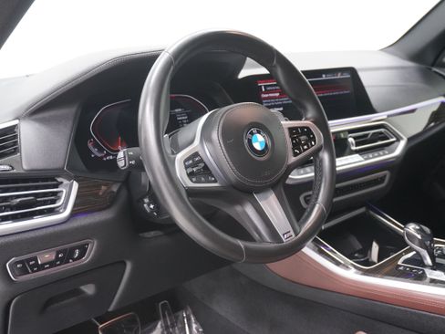 Used 2020 BMW X5 xDrive40i w/ M Sport Package AWD/4WD image 10