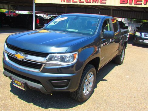 Used 2019 Chevrolet Colorado LT image 3