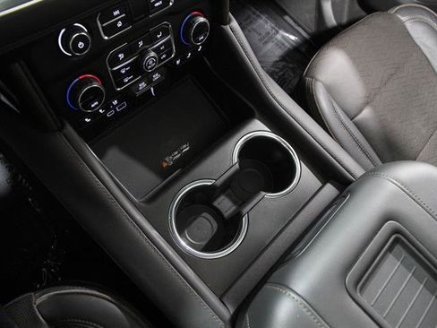 Used 2024 Chevrolet Tahoe High Country image 16