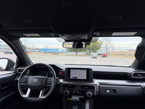 Used 2025 Toyota 4Runner TRD Off Road image 32