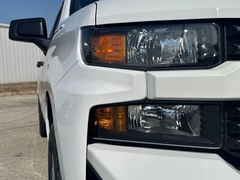 Used 2022 Chevrolet Silverado 1500 Custom w/ Safety Confidence Package image 12