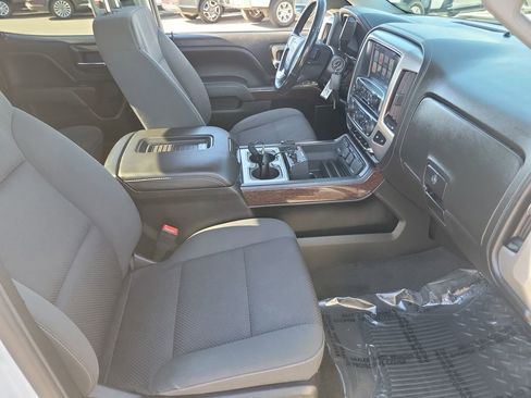 Used 2018 GMC Sierra 1500 SLE w/ SLE Value Package image 19