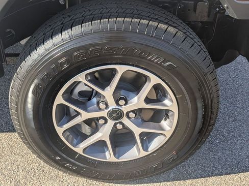 New 2026 Jeep Gladiator Sport image 14