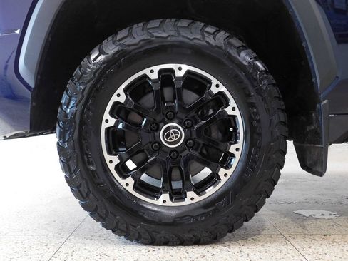 Used 2023 Toyota Tundra SR5 AWD/4WD image 16