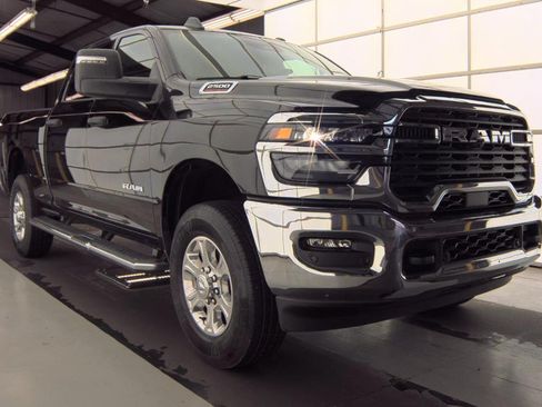 Used 2026 RAM 2500 Big Horn AWD/4WD image 2
