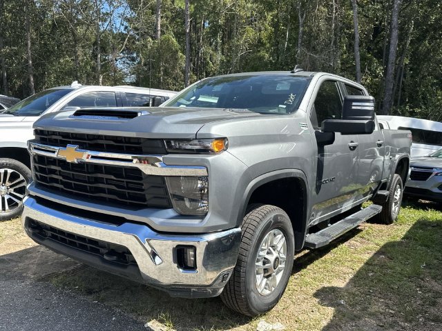 Used 2025 Chevrolet Silverado 2500 LT w/ Convenience Package AWD/4WD image 11