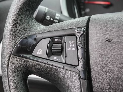 Used 2017 Chevrolet Equinox LS FWD image 30