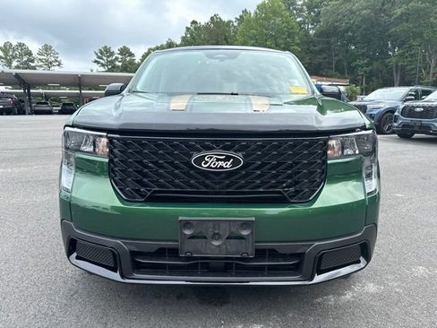 Used 2025 Ford Maverick XLT w/ Equipment Group 301A AWD/4WD image 8
