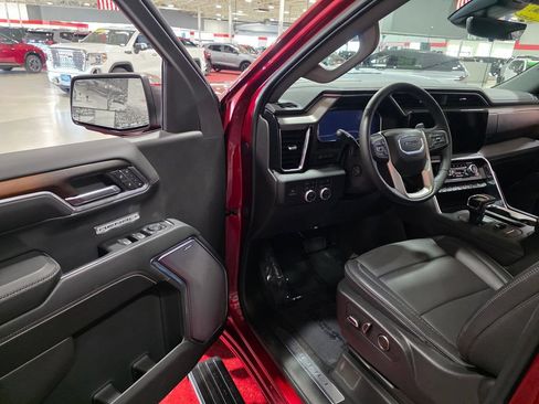 Certified 2024 GMC Sierra 1500 Denali w/ Denali Reserve Package AWD/4WD image 12