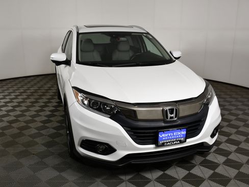 Used 2022 Honda HR-V EX-L image 3