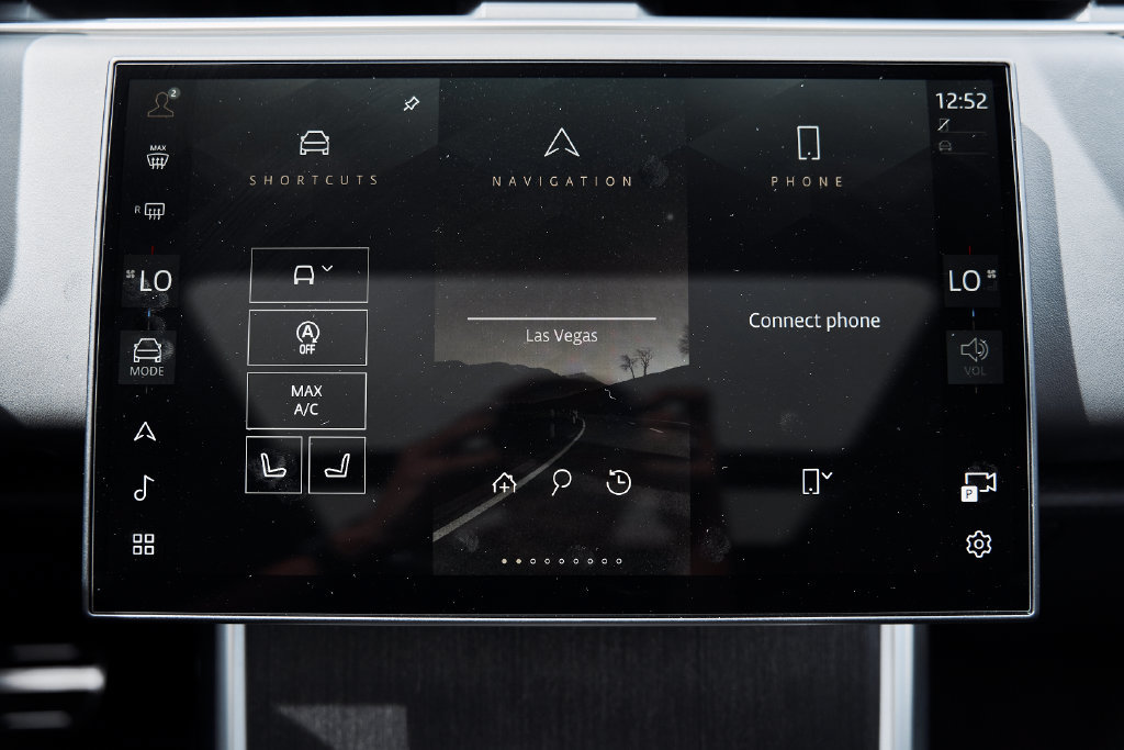 Used 2025 Land Rover Range Rover SE AWD/4WD image 65
