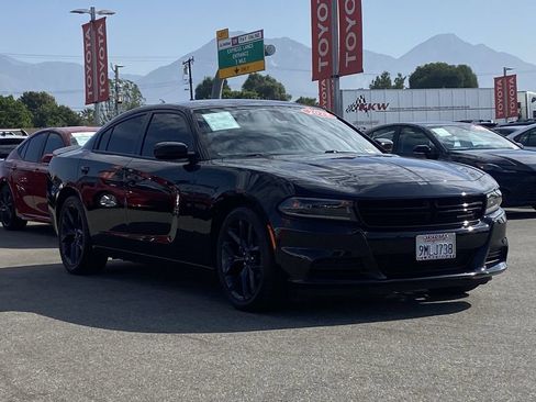 Used 2023 Dodge Charger SXT w/ Blacktop Package RWD image 43
