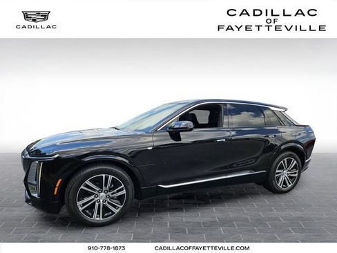 Certified 2025 Cadillac Lyriq Luxury RWD image 1