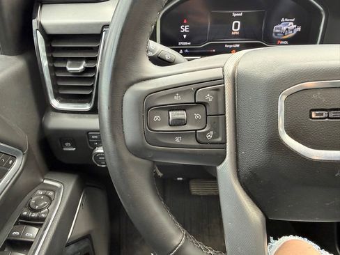 Used 2025 GMC Sierra 2500 Denali w/ Denali Reserve Package AWD/4WD image 10