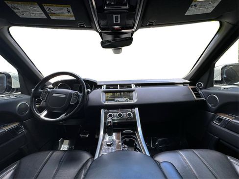 Used 2017 Land Rover Range Rover Sport SE AWD/4WD image 25