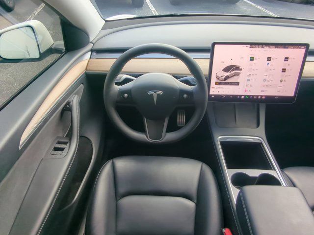 Used 2023 Tesla Model Y Performance AWD/4WD image 19