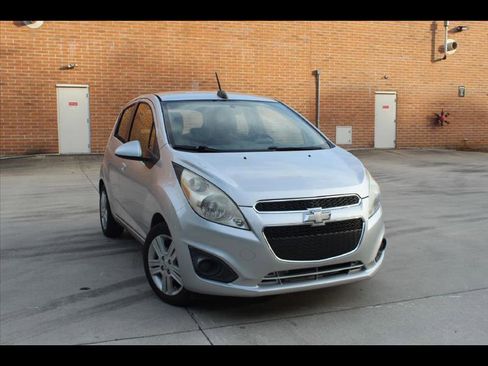 Used 2015 Chevrolet Spark LT image 1